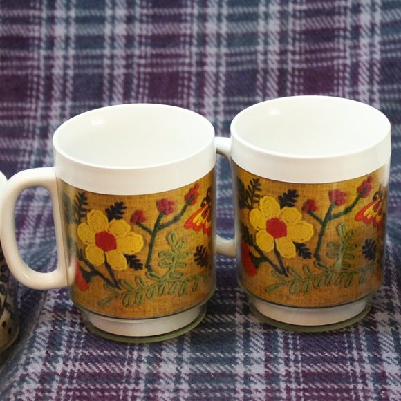 Vintage Thermo-Serv Coffee Mugs Set of Five Mushrooms and more - Picture 10 of 11